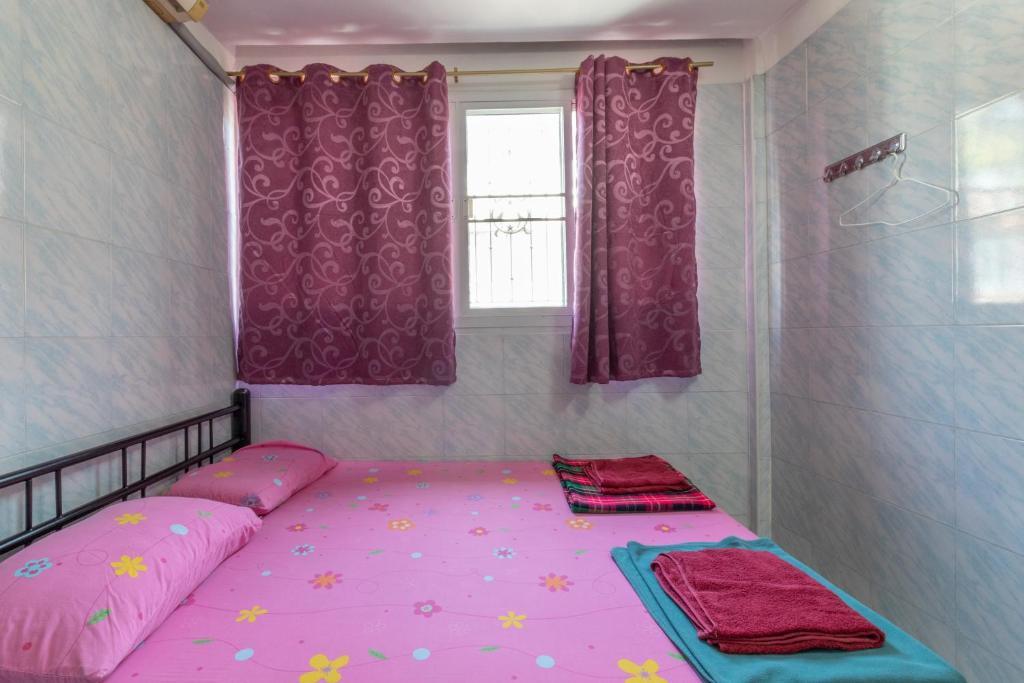 New Central Guesthouse Банкок Екстериор снимка
