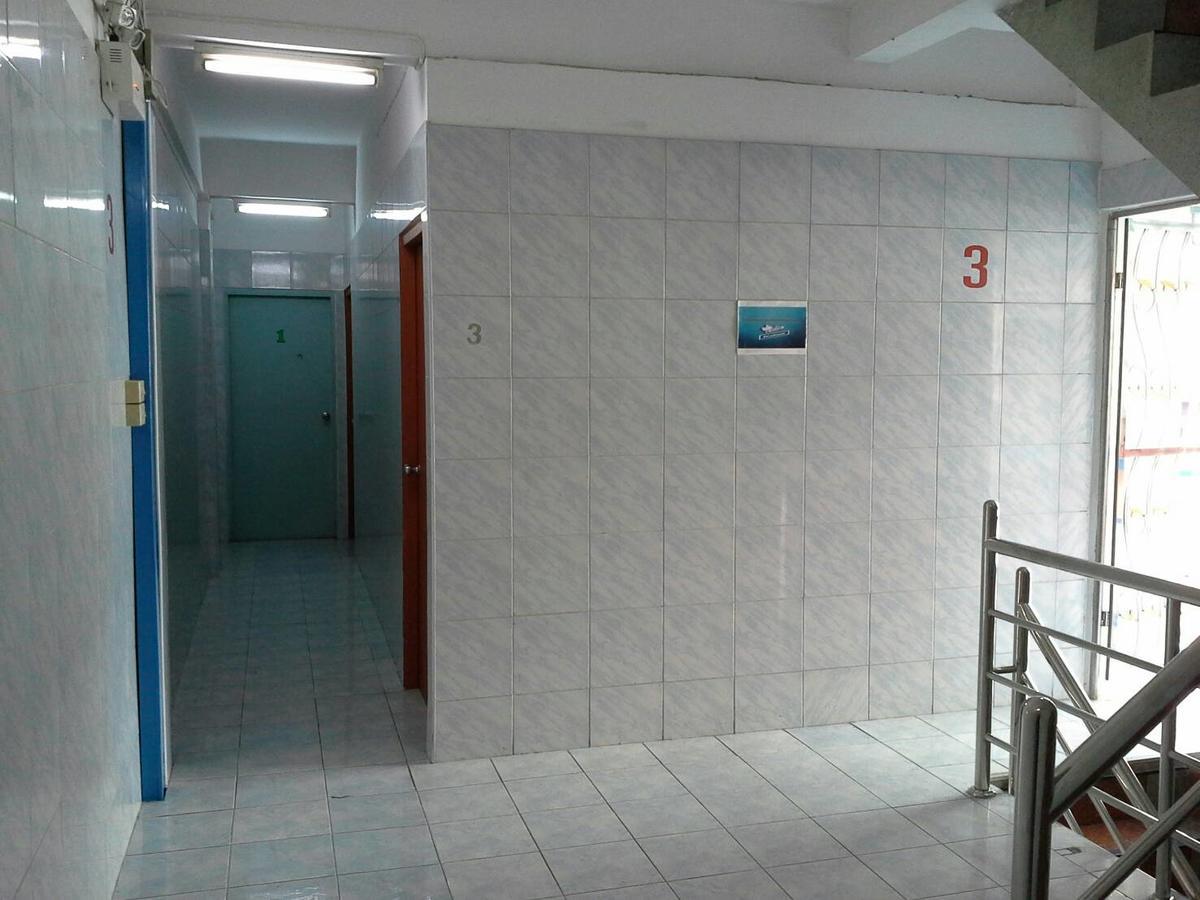 New Central Guesthouse Банкок Екстериор снимка