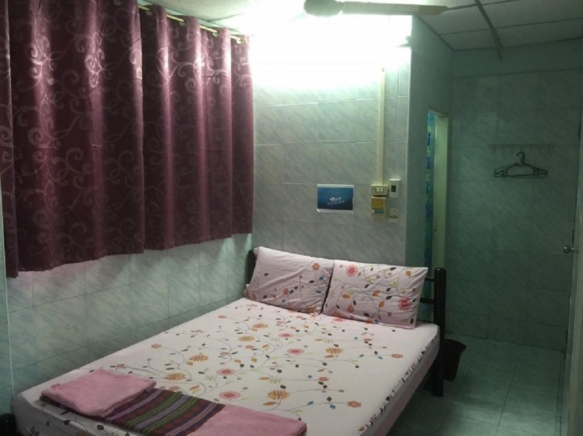 New Central Guesthouse Банкок Екстериор снимка